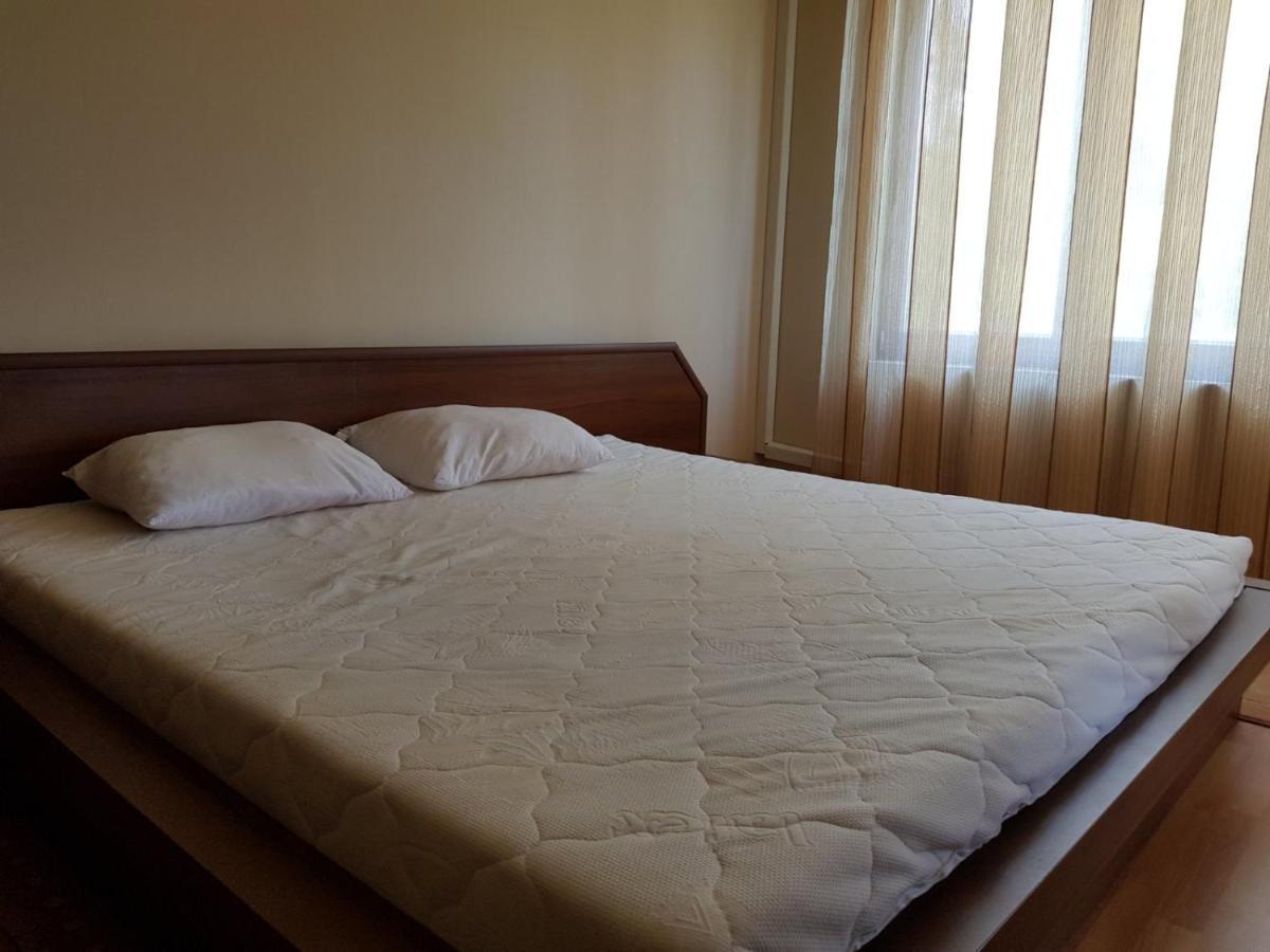Golden Sands Rentals Apartments Екстер'єр фото