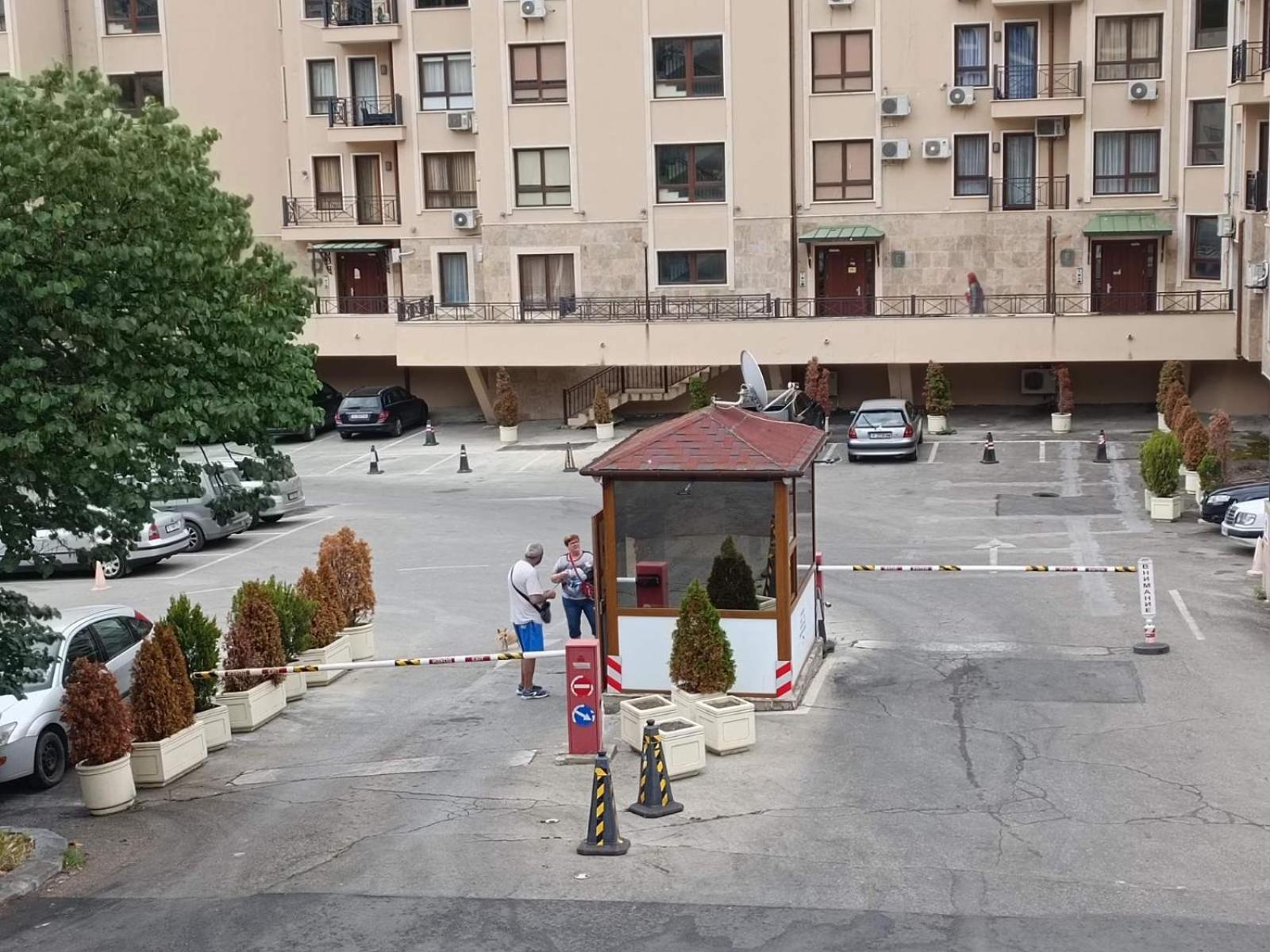 Golden Sands Rentals Apartments Екстер'єр фото