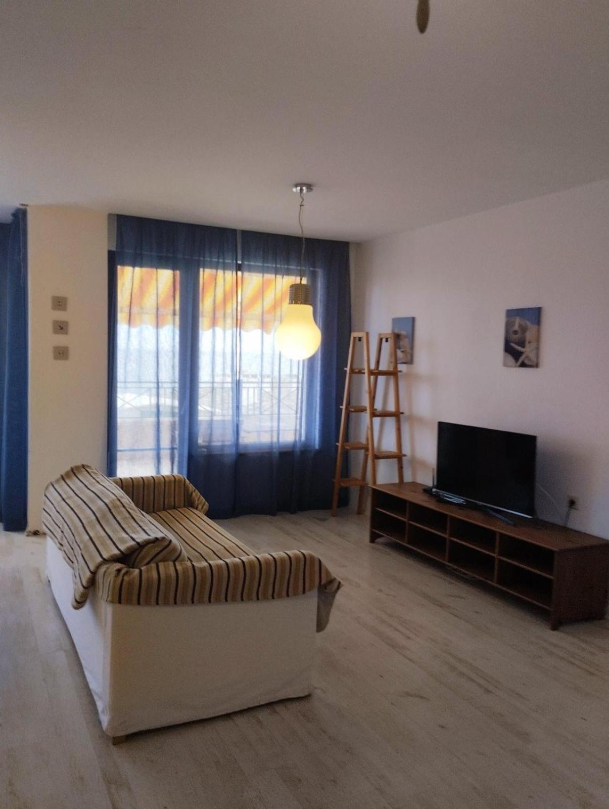 Golden Sands Rentals Apartments Екстер'єр фото