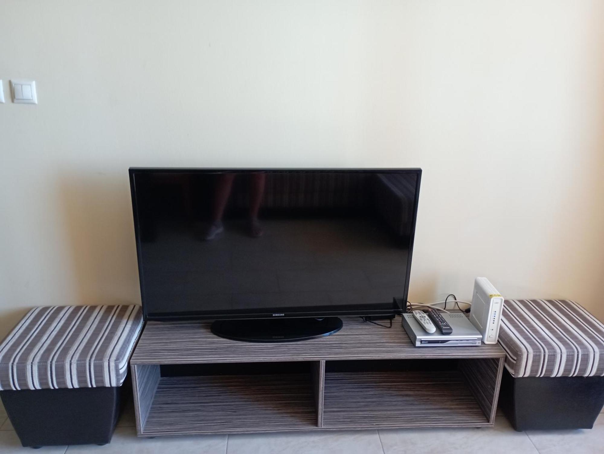 Golden Sands Rentals Apartments Екстер'єр фото