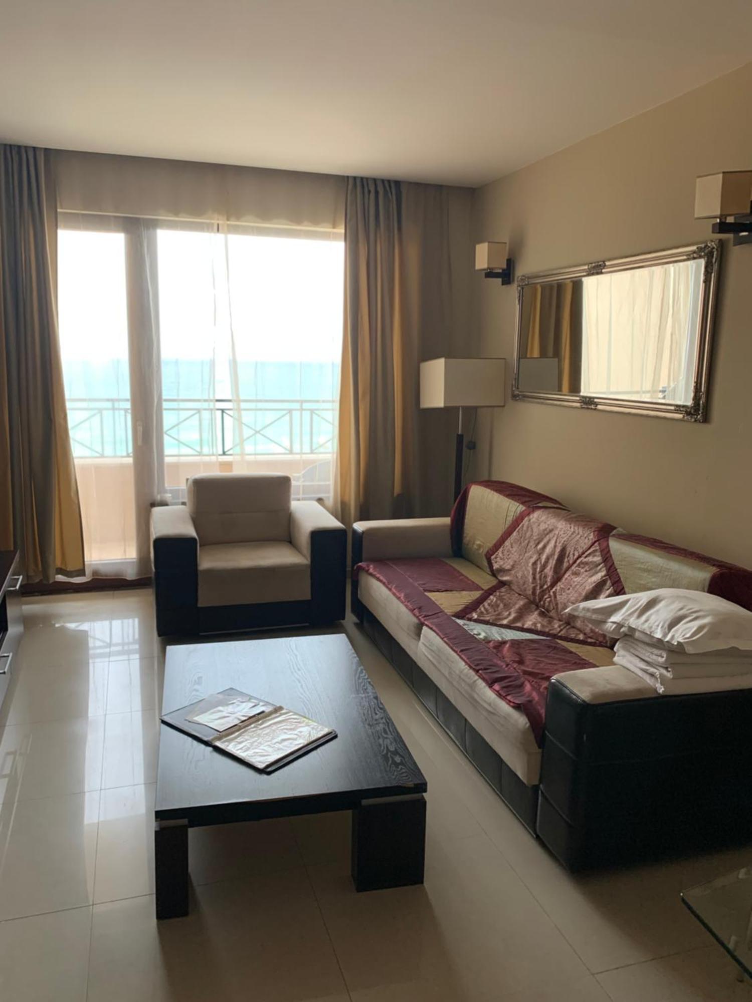 Golden Sands Rentals Apartments Екстер'єр фото